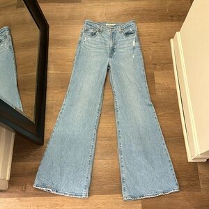 Levi Ribcage Bell Bottom Jeans